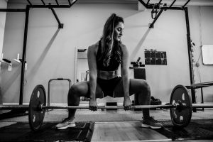 woman deadlifting